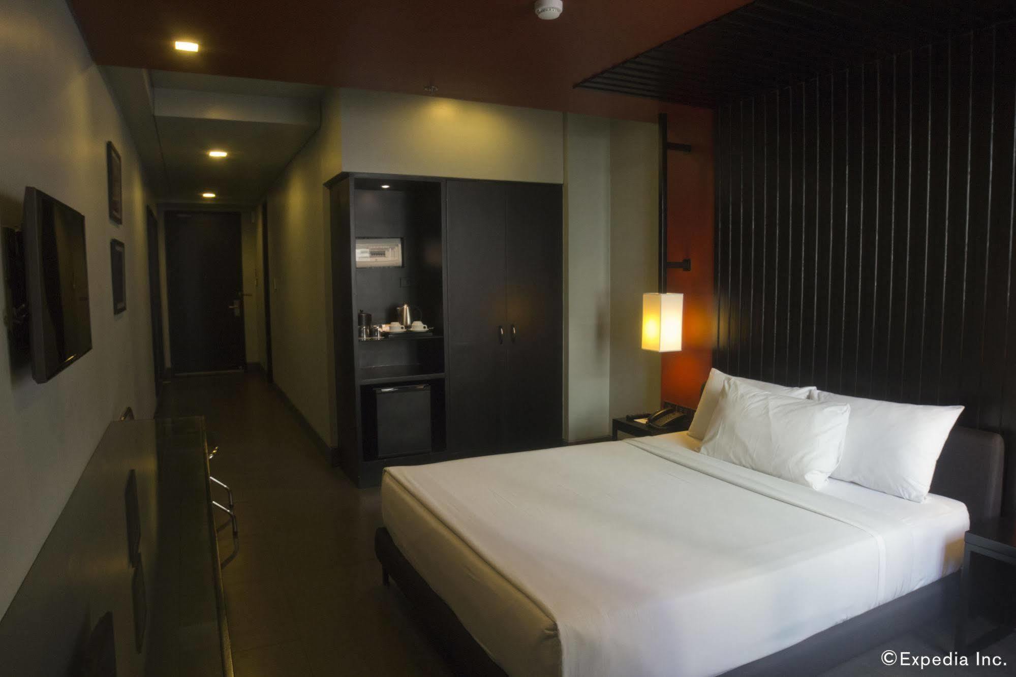 Amelie Hotel Manila Exteriör bild