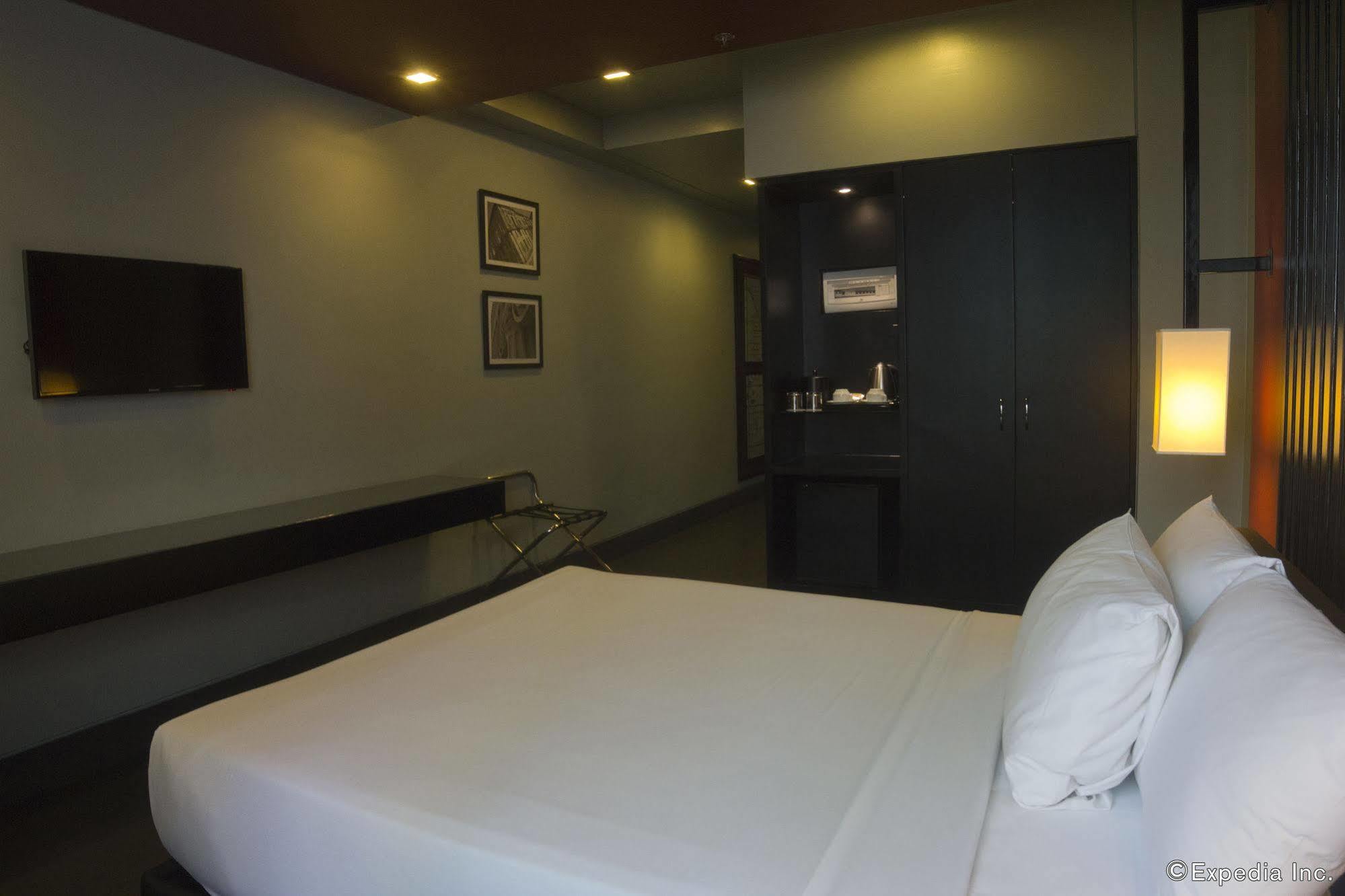 Amelie Hotel Manila Exteriör bild